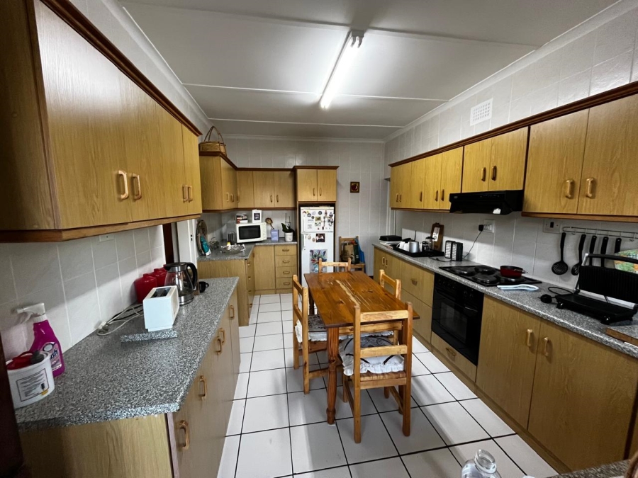 3 Bedroom Property for Sale in Rouxpark Western Cape